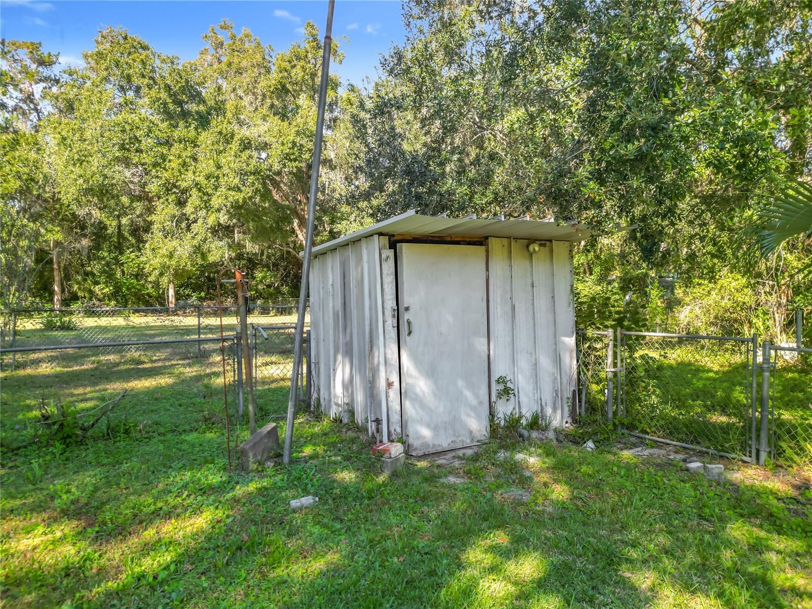 Image 12 of 87 For 7802 Mizell Street