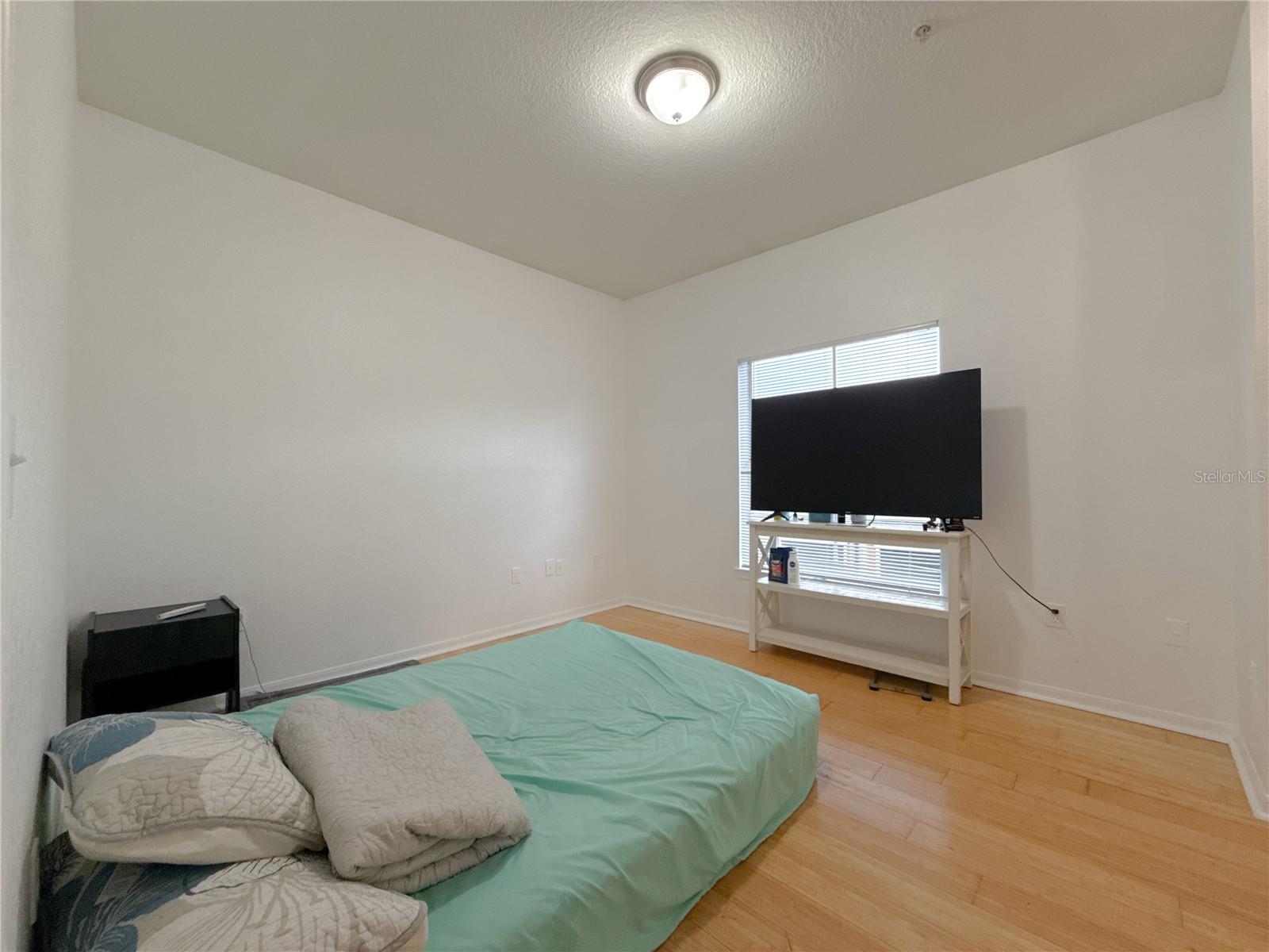 Image 11 of 24 For 6013 Westgate Drive 2421