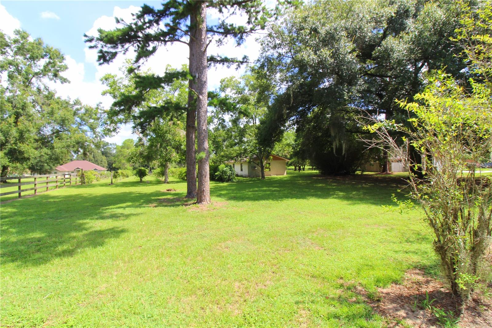 Image 7 of 44 For 8440 73rd Avenue