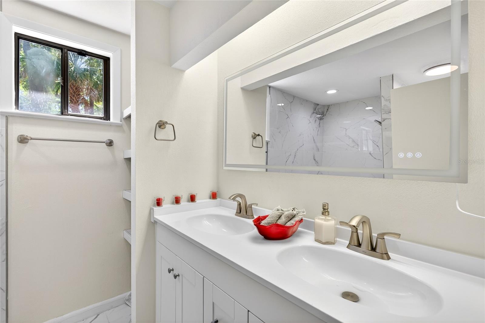 Image 13 of 42 For 17704 59th Street