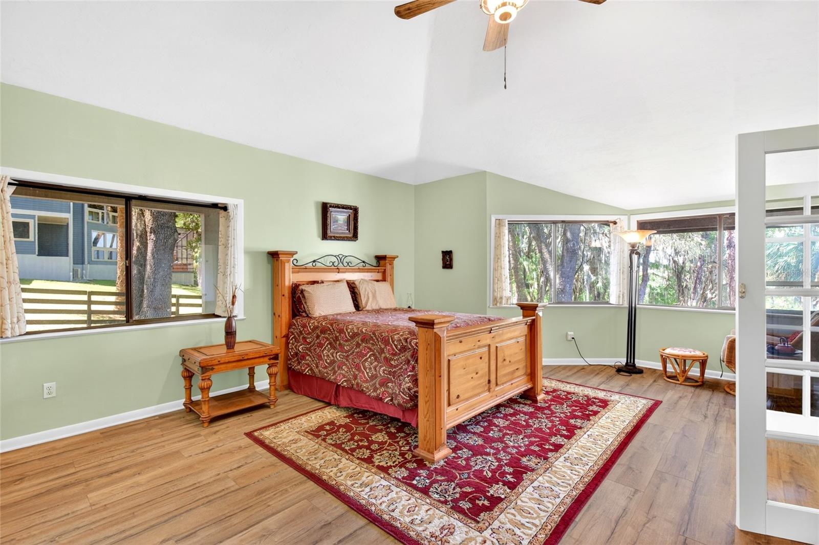 Image 17 of 42 For 17704 59th Street