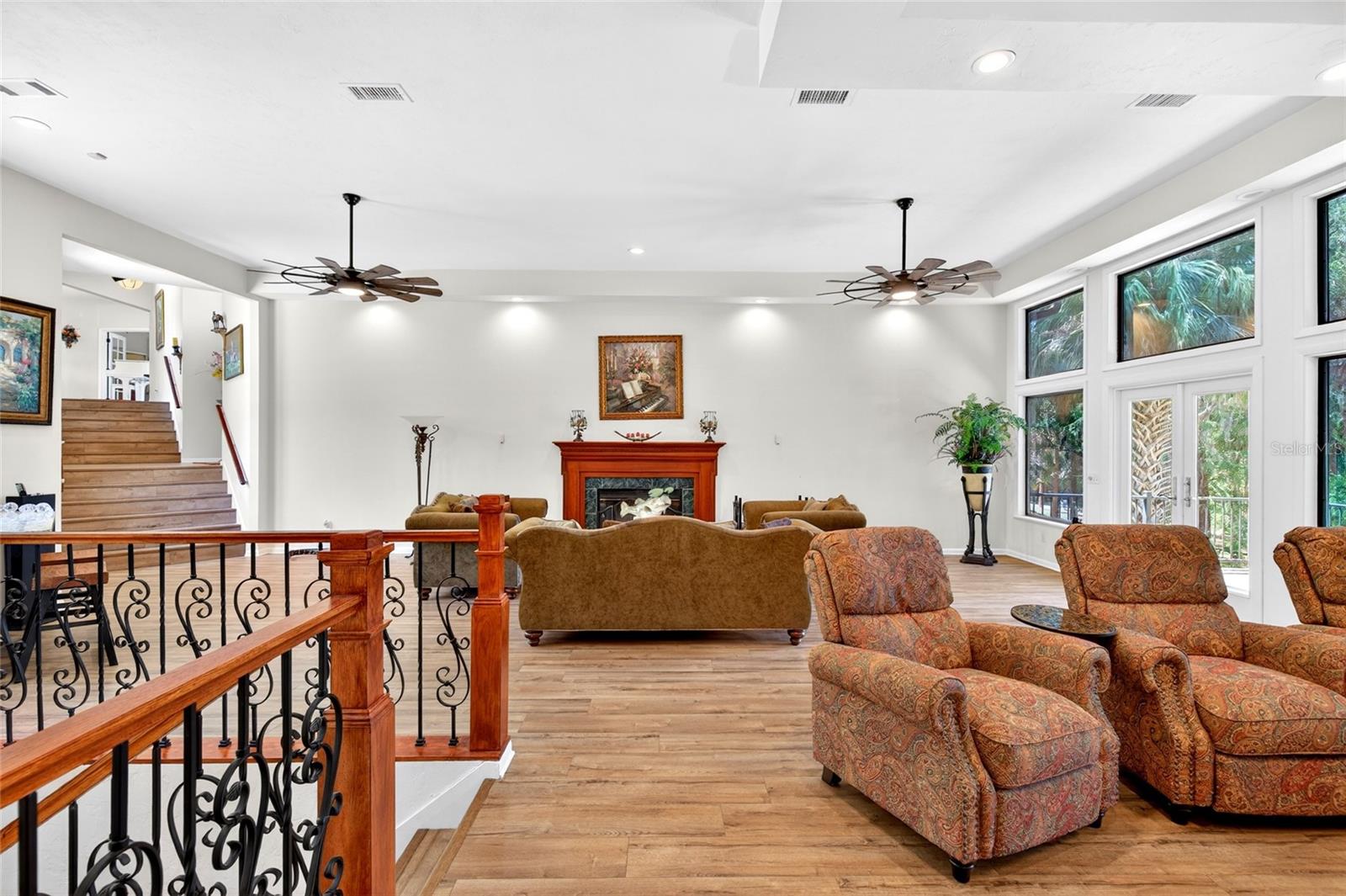 Image 22 of 42 For 17704 59th Street