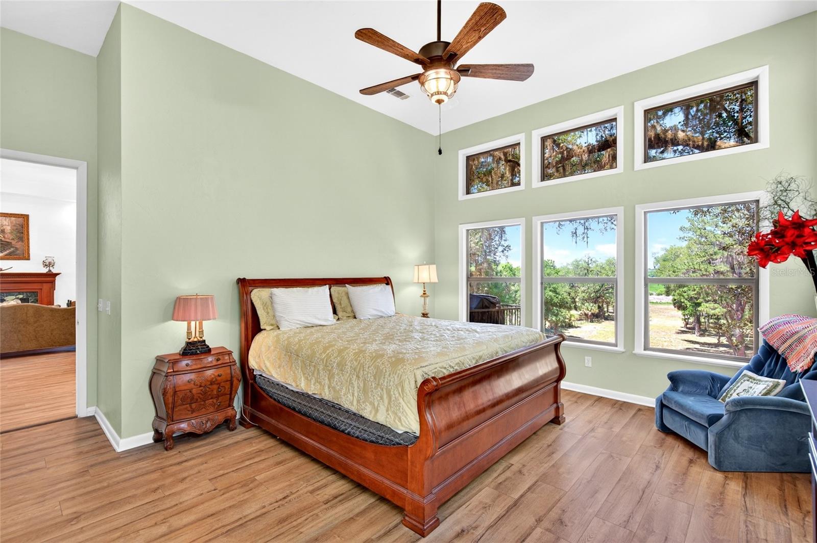 Image 23 of 42 For 17704 59th Street