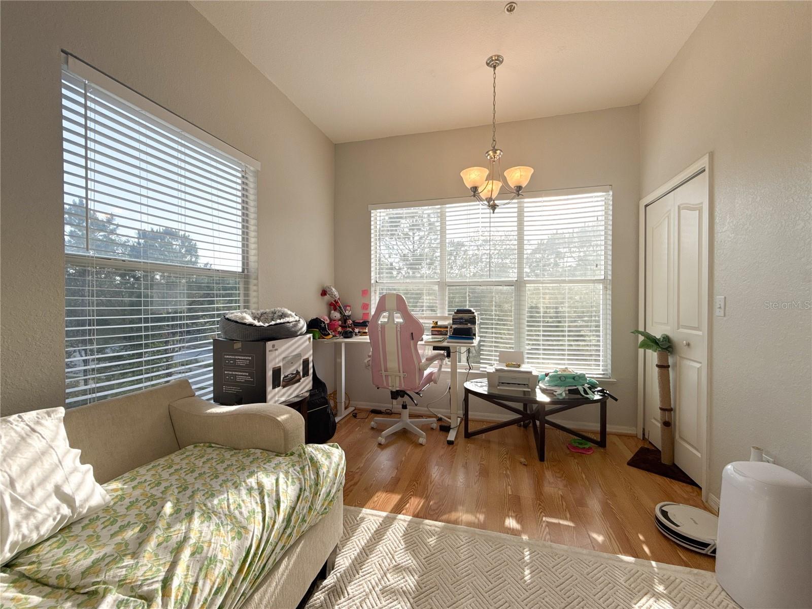 Image 10 of 24 For 8927 Legacy Court 302