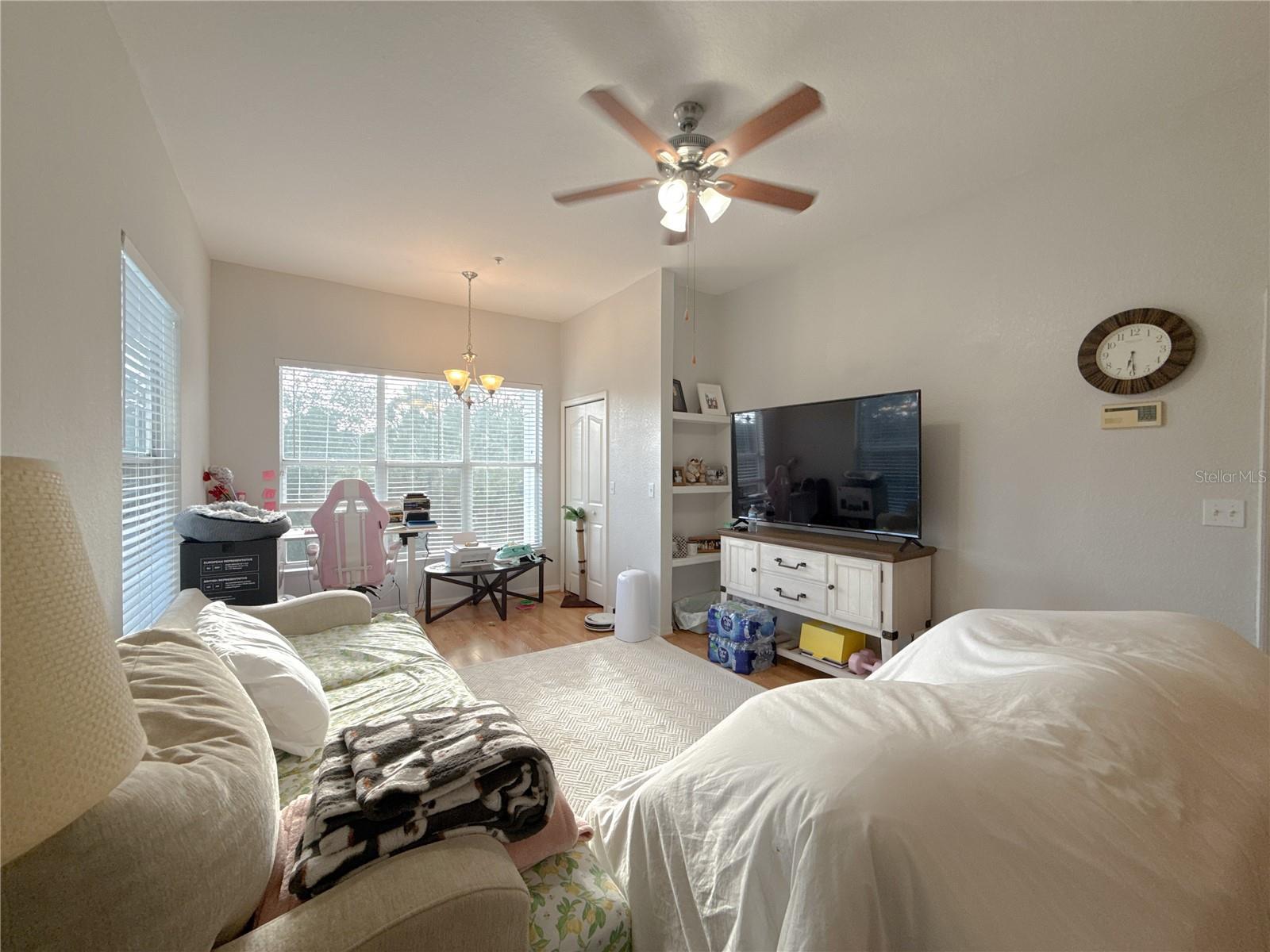 Image 11 of 24 For 8927 Legacy Court 302