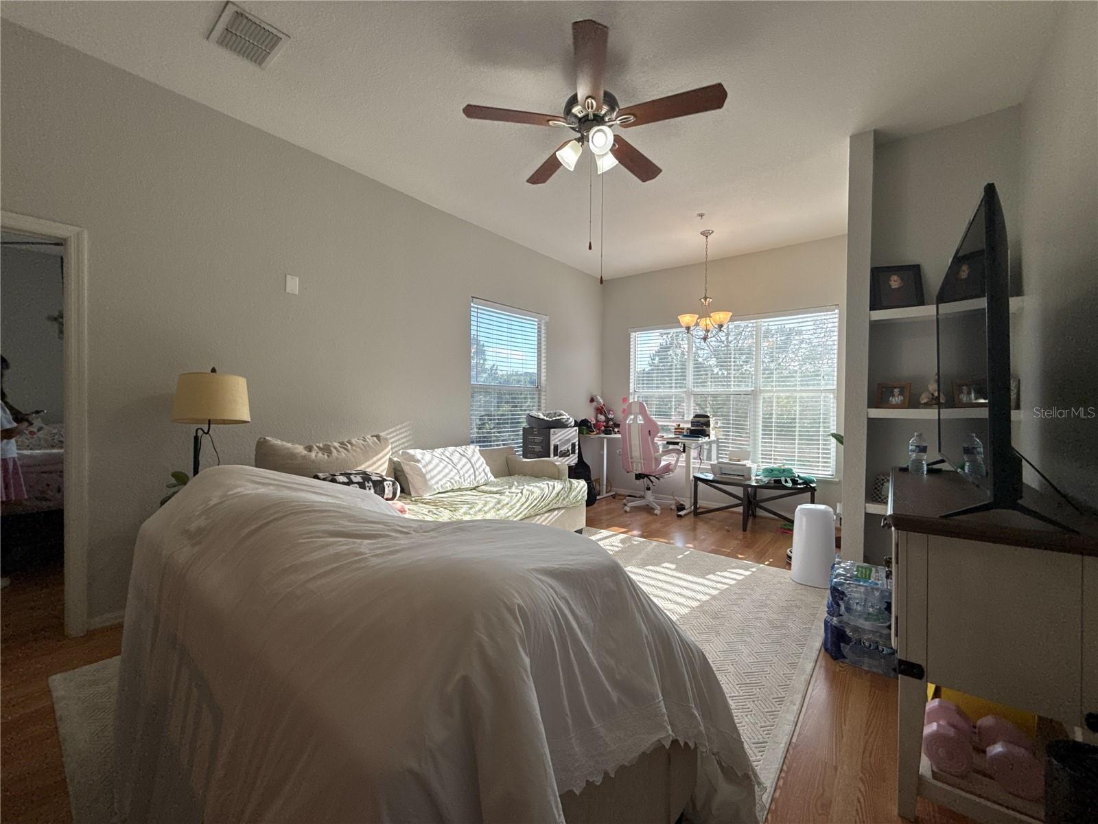 Image 23 of 24 For 8927 Legacy Court 302