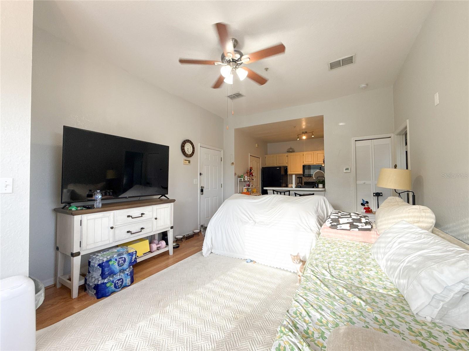 Image 7 of 24 For 8927 Legacy Court 302