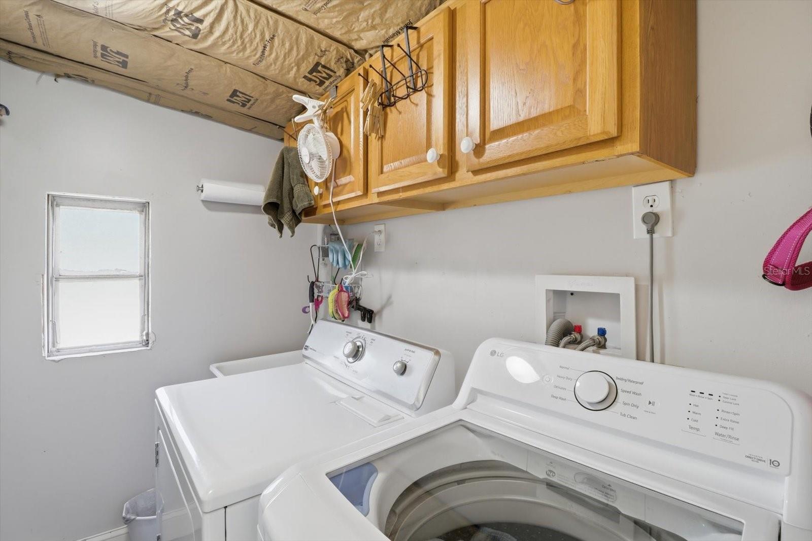 Image 34 of 43 For 8515 Orangetree Street