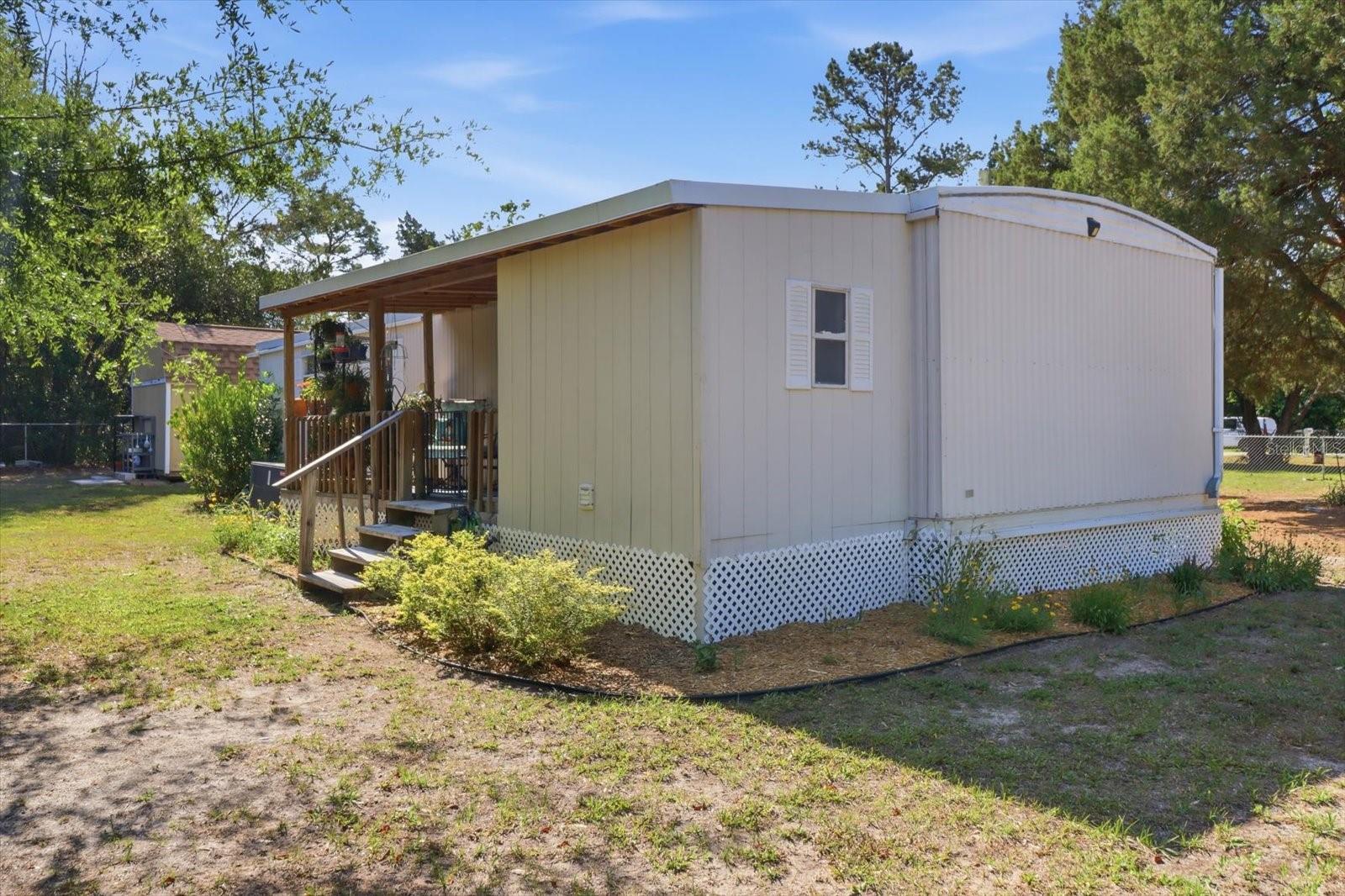 Image 36 of 43 For 8515 Orangetree Street