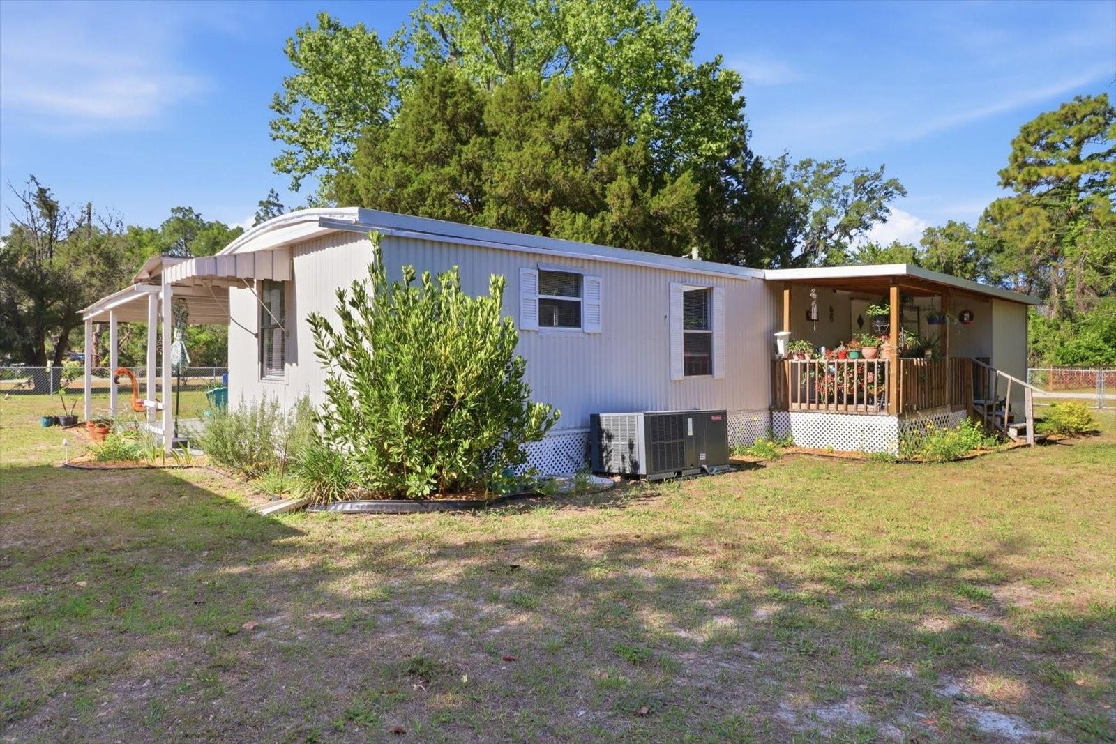 Image 37 of 43 For 8515 Orangetree Street