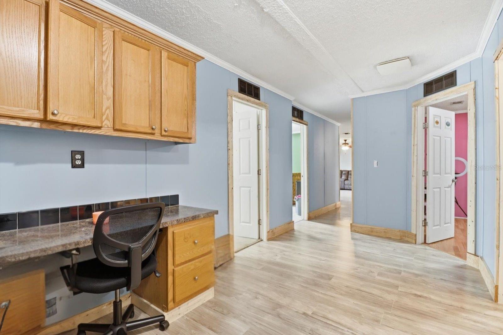 Image 21 of 35 For 10382 Killarney Street