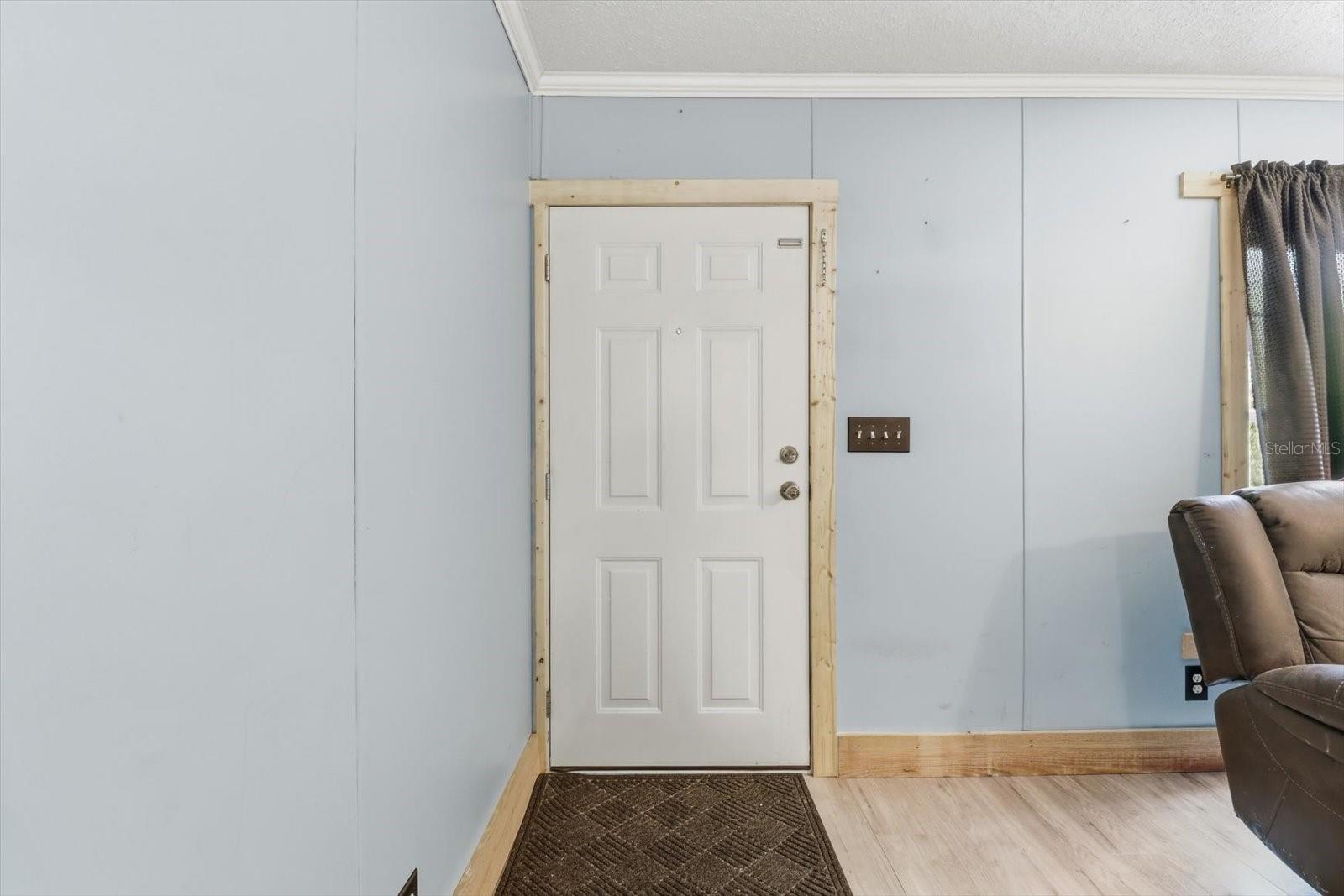 Image 3 of 35 For 10382 Killarney Street