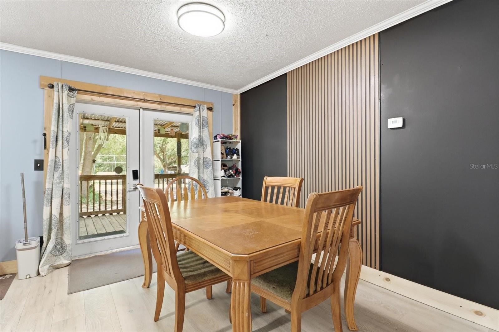 Image 8 of 35 For 10382 Killarney Street