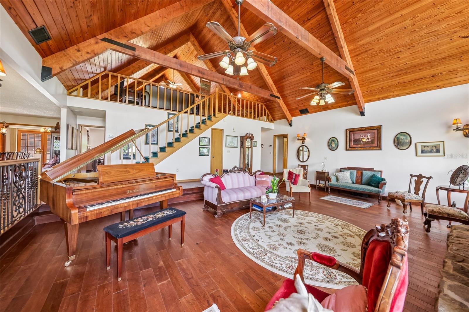 Image 14 of 93 For 35841 Timbertop Lane