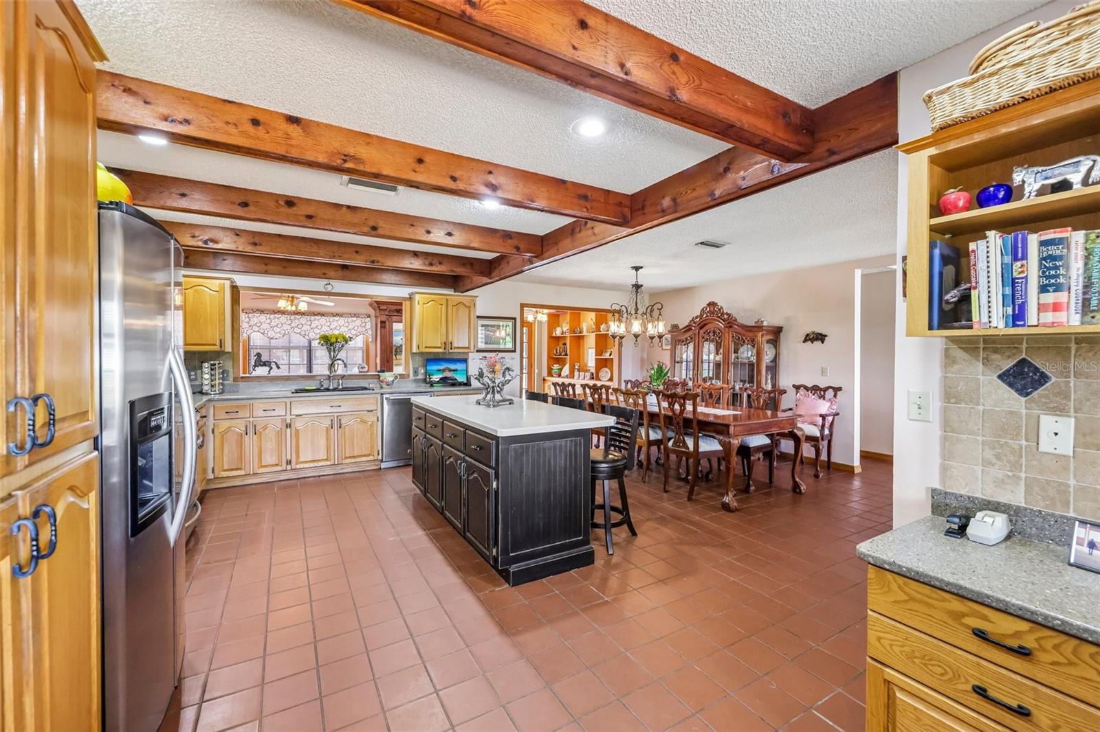 Image 23 of 93 For 35841 Timbertop Lane