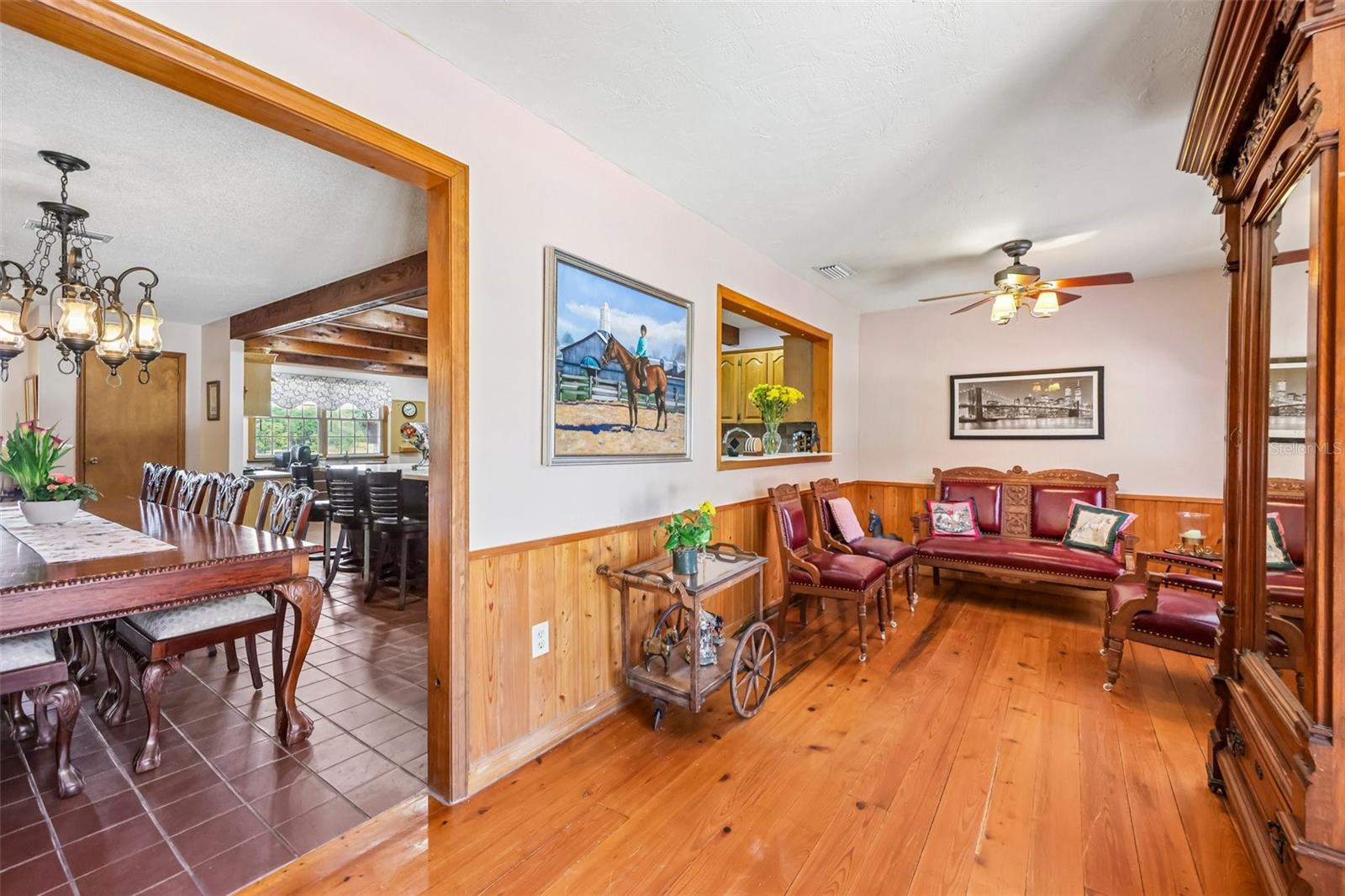 Image 27 of 93 For 35841 Timbertop Lane