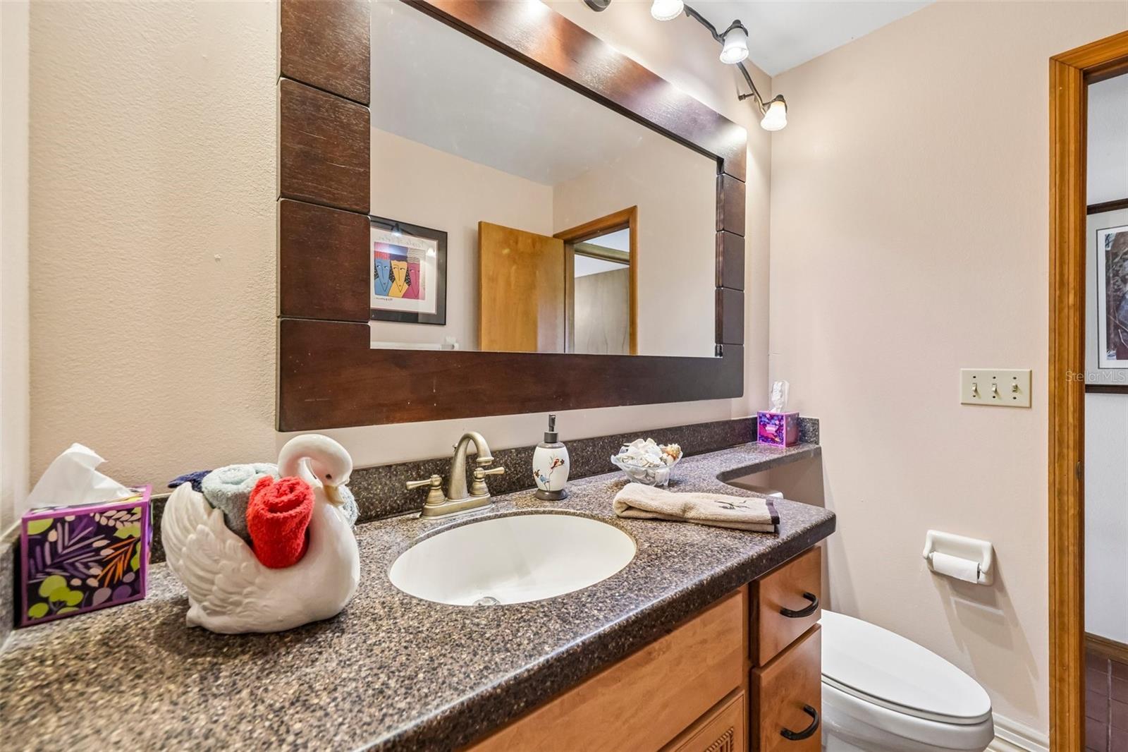 Image 32 of 93 For 35841 Timbertop Lane