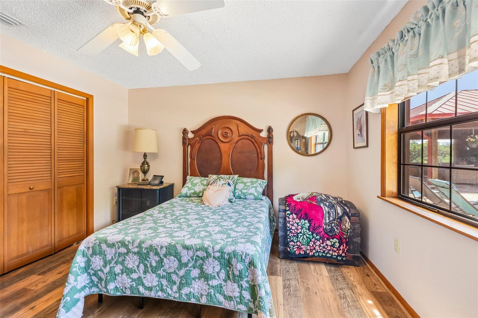 Image 37 of 93 For 35841 Timbertop Lane