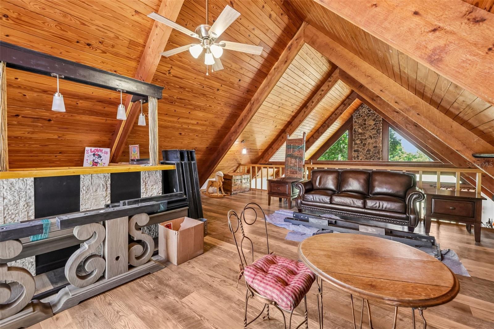 Image 40 of 93 For 35841 Timbertop Lane