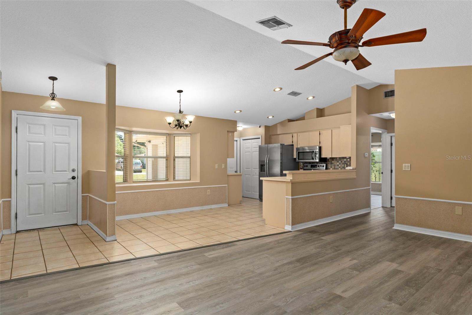 Image 10 of 48 For 6236 Pinedale Circle