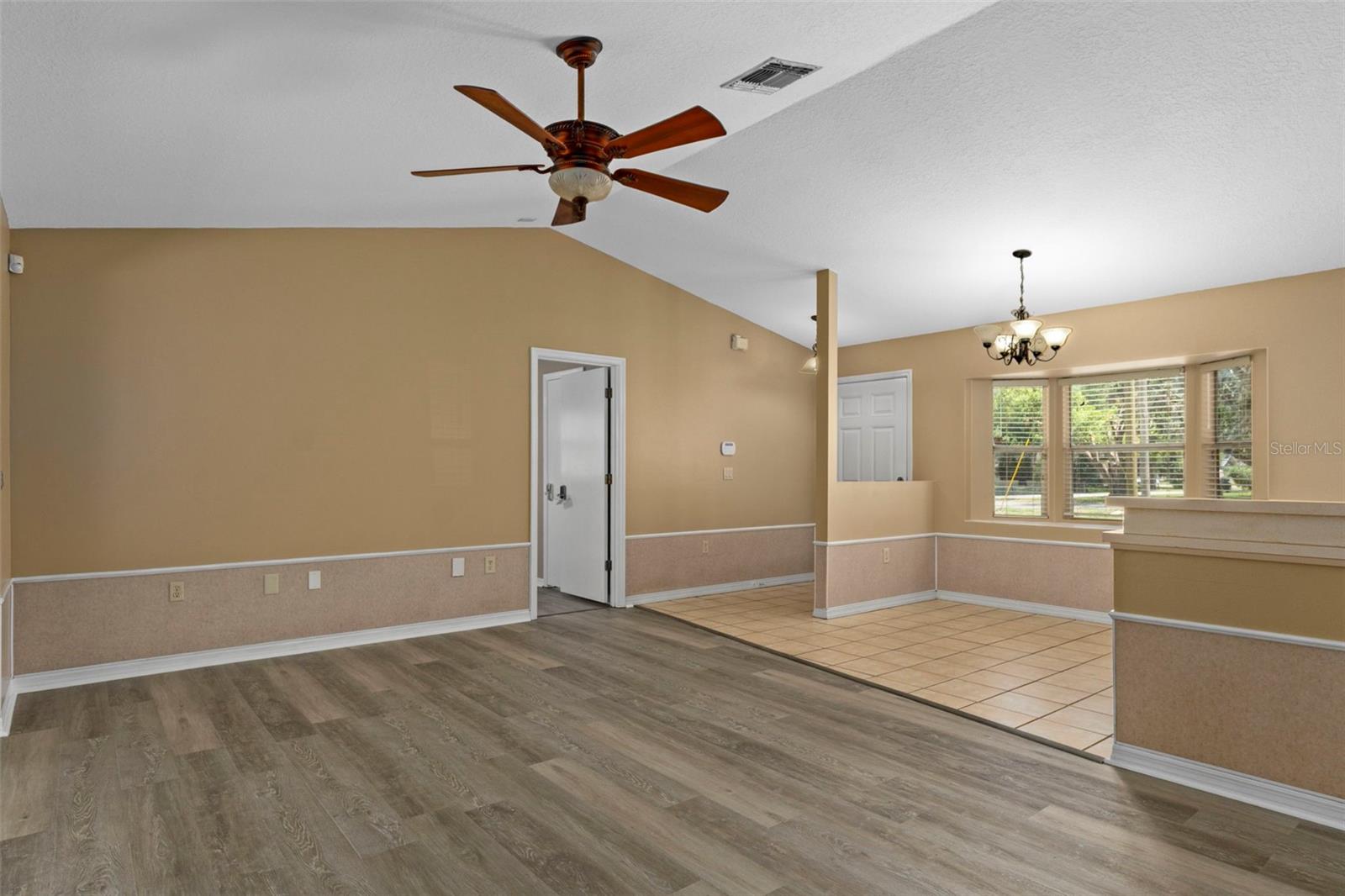 Image 8 of 48 For 6236 Pinedale Circle