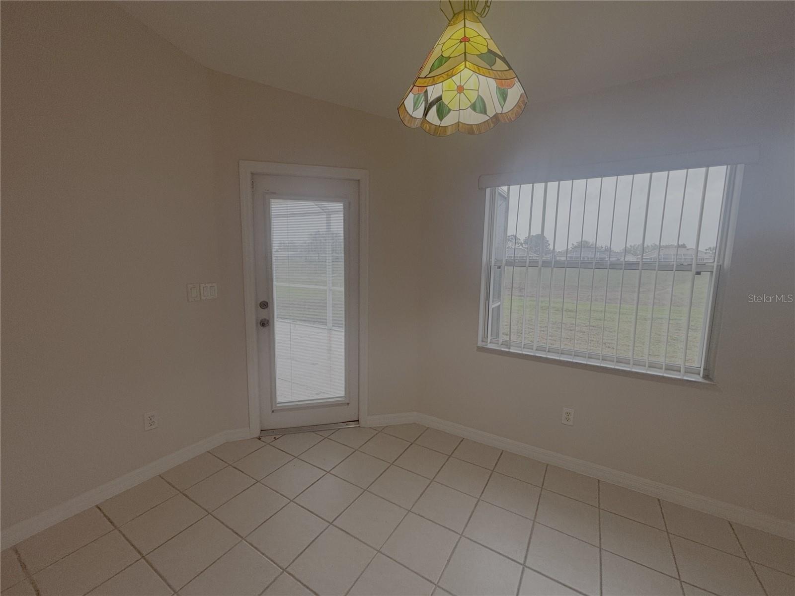 Image 9 of 26 For 3249 49th Avenue