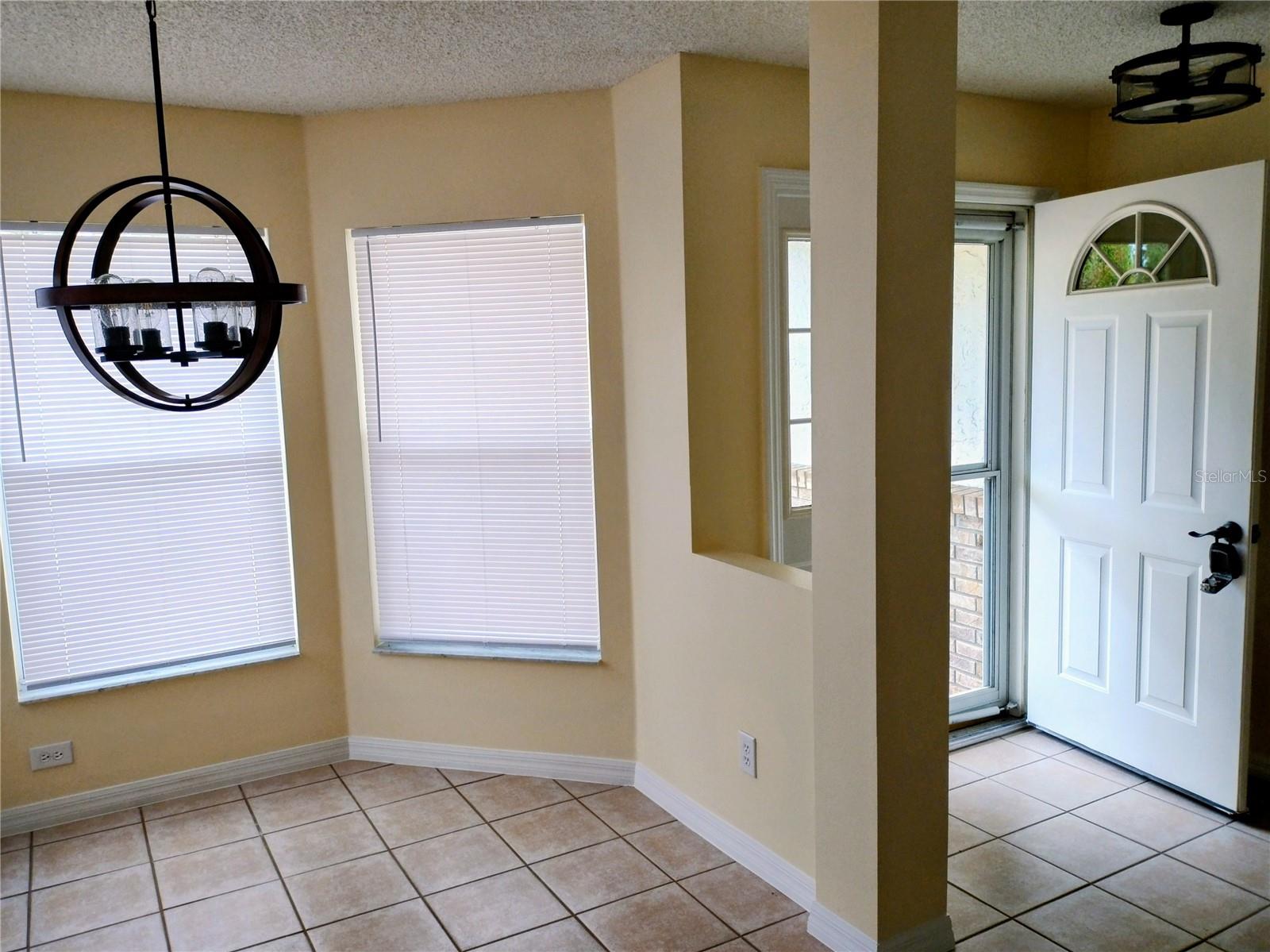 Image 3 of 18 For 9013 91st Circle