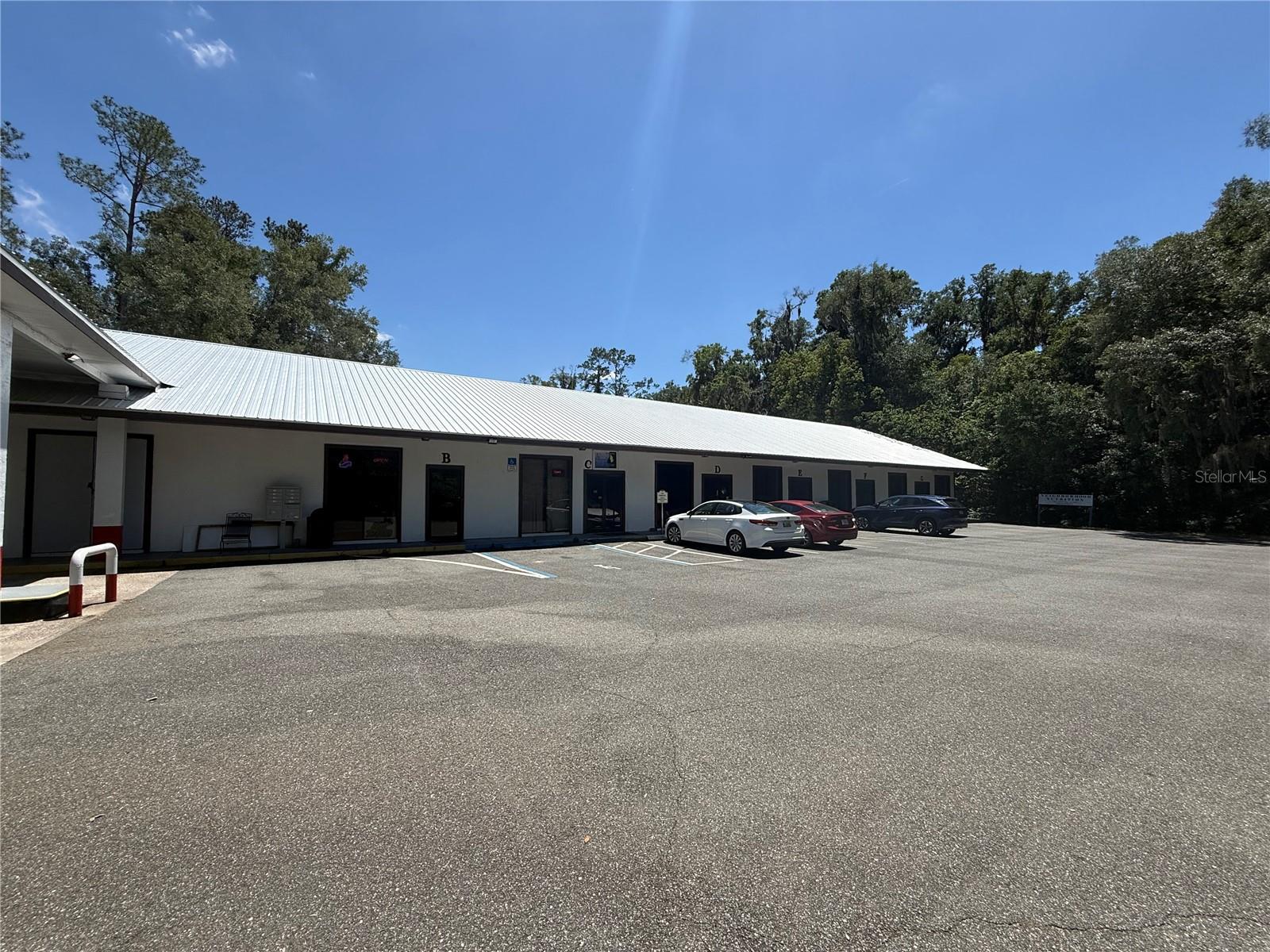 Image 2 of 6 For 3380 Lake Weir Avenue A