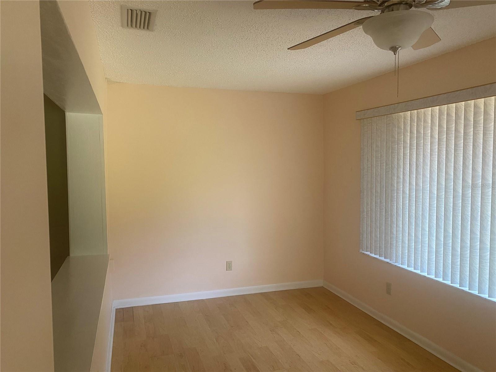 Image 31 of 49 For 9802 88th Terrace C