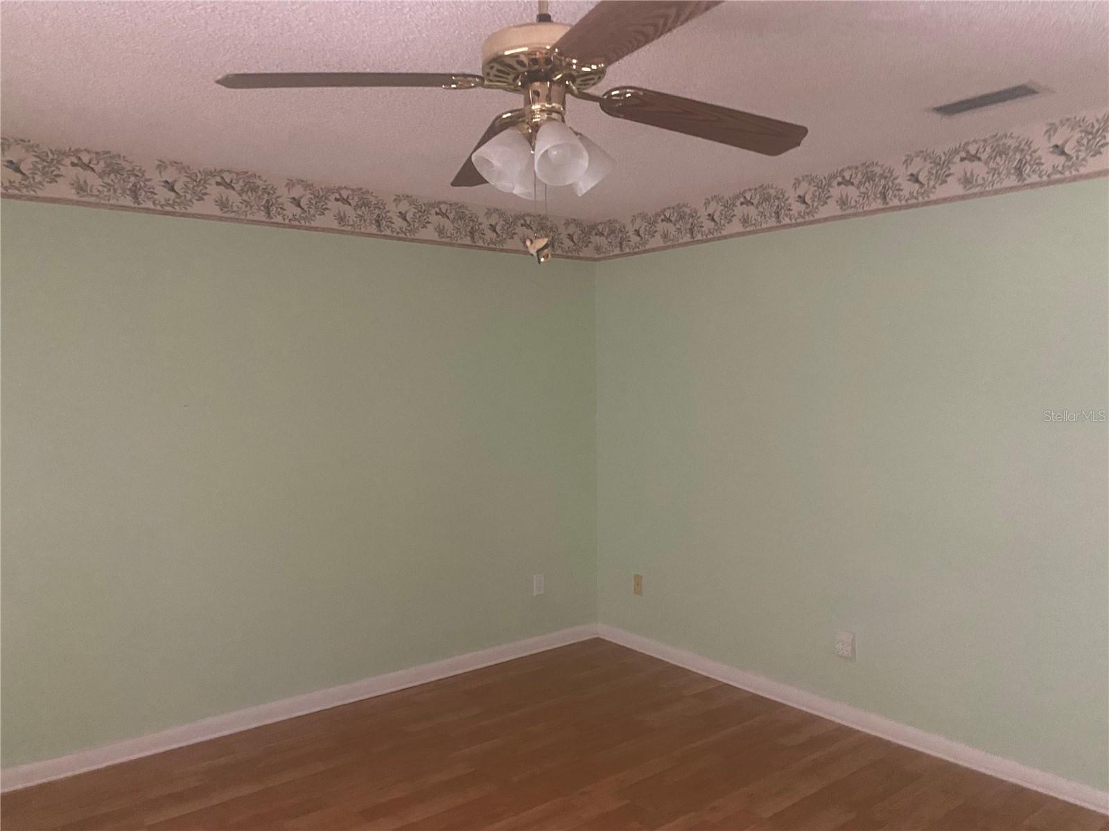 Image 38 of 49 For 9802 88th Terrace C