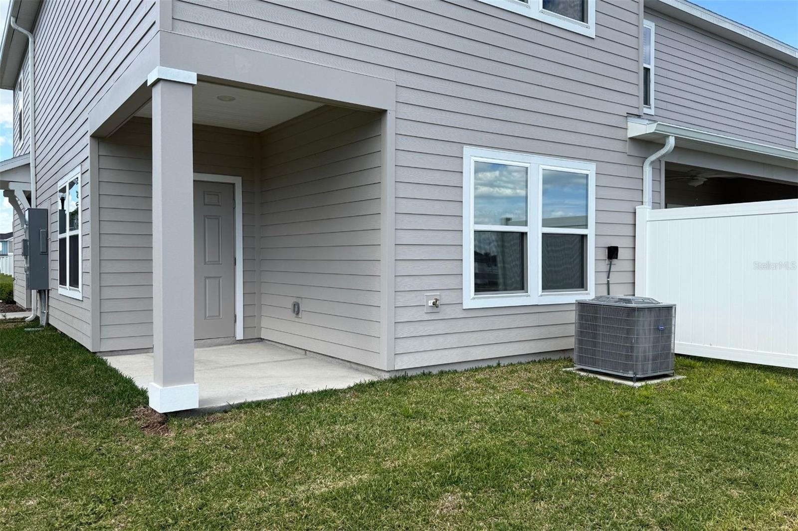 Image 4 of 54 For 4939 81st Loop