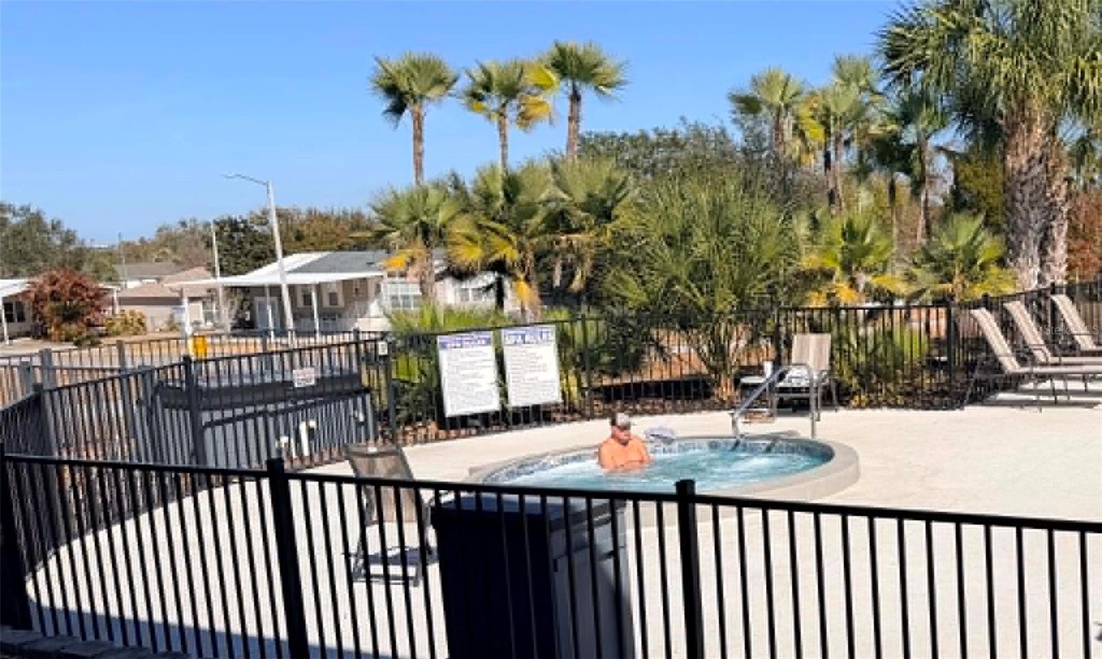 Image 3 of 7 For 50989 Highway 27  87