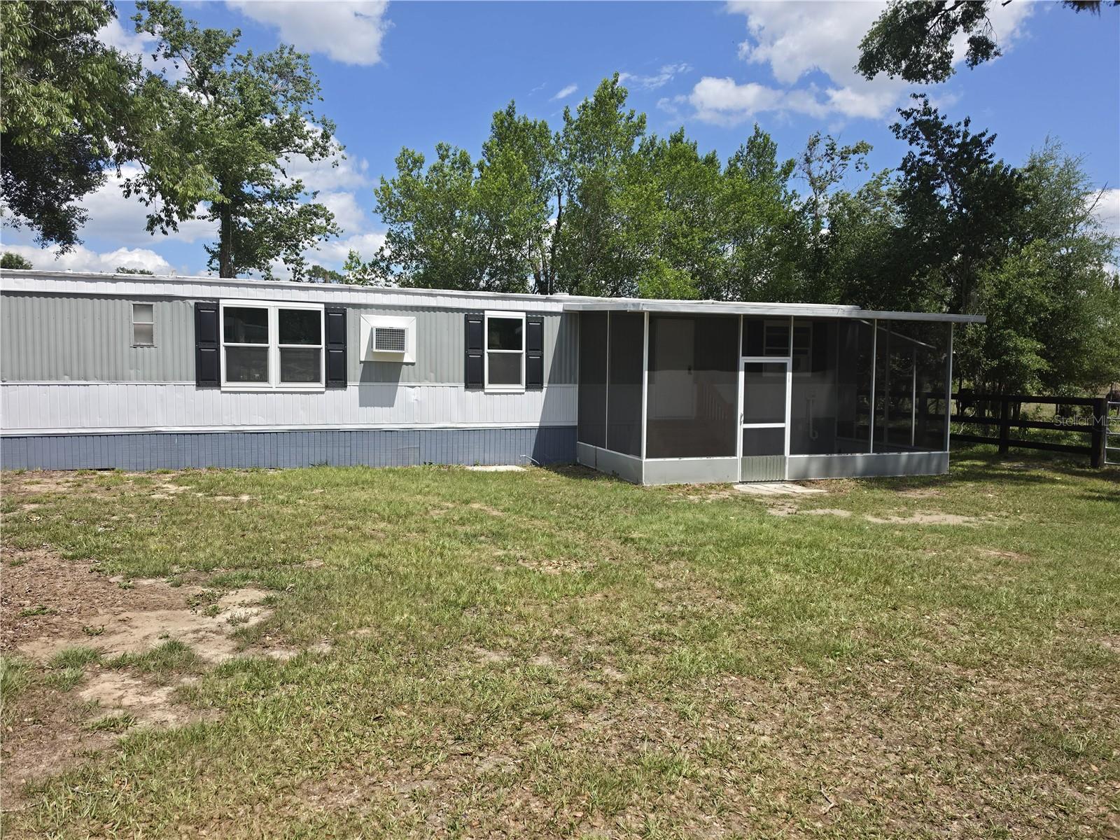 Image 2 of 19 For 8552 128th Lane