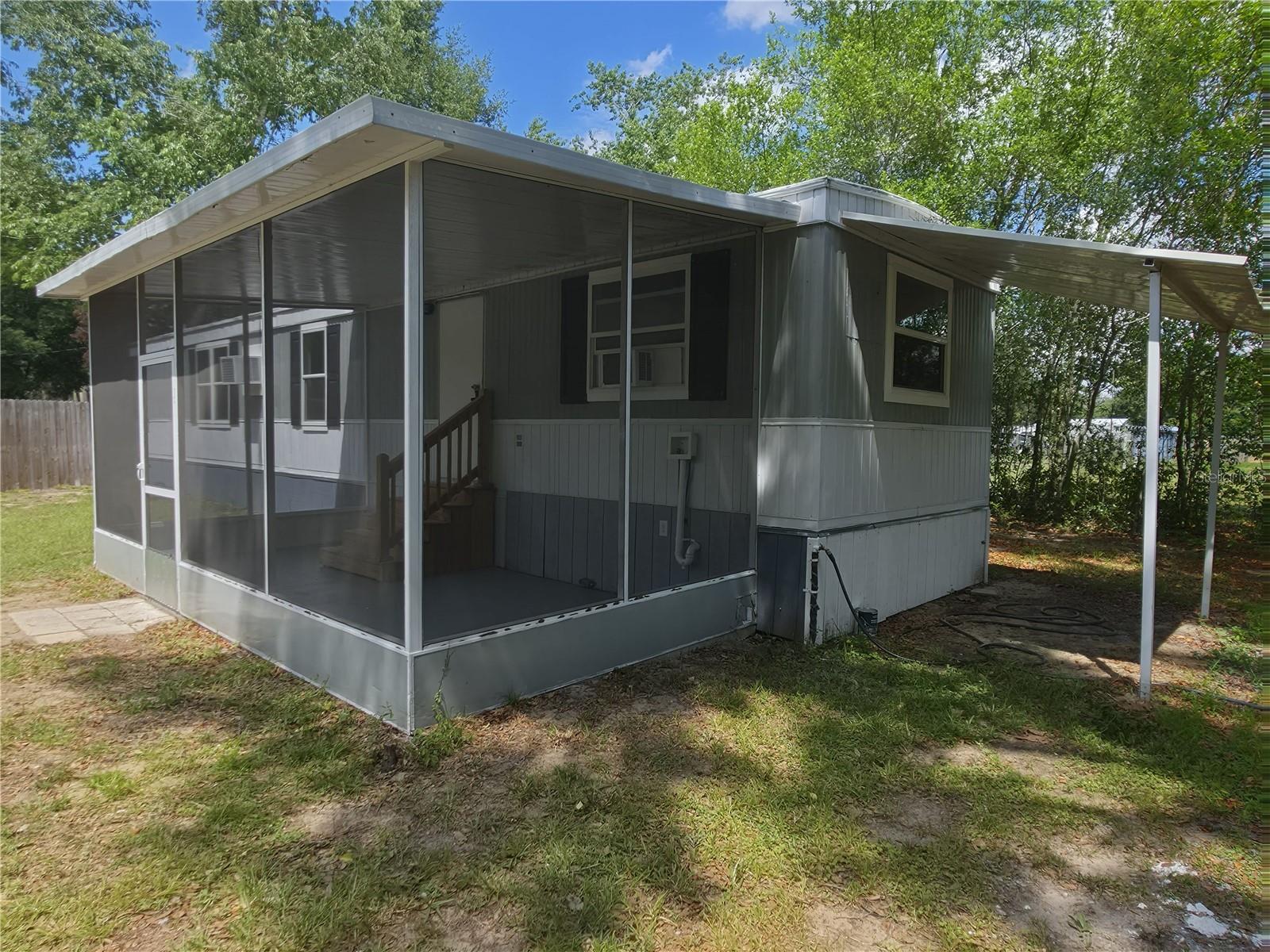 Image 7 of 19 For 8552 128th Lane