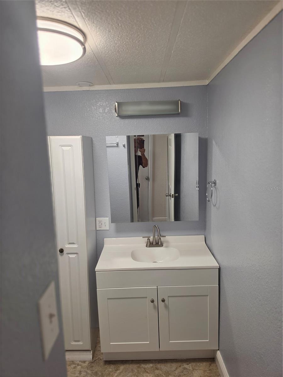 Image 9 of 19 For 8552 128th Lane