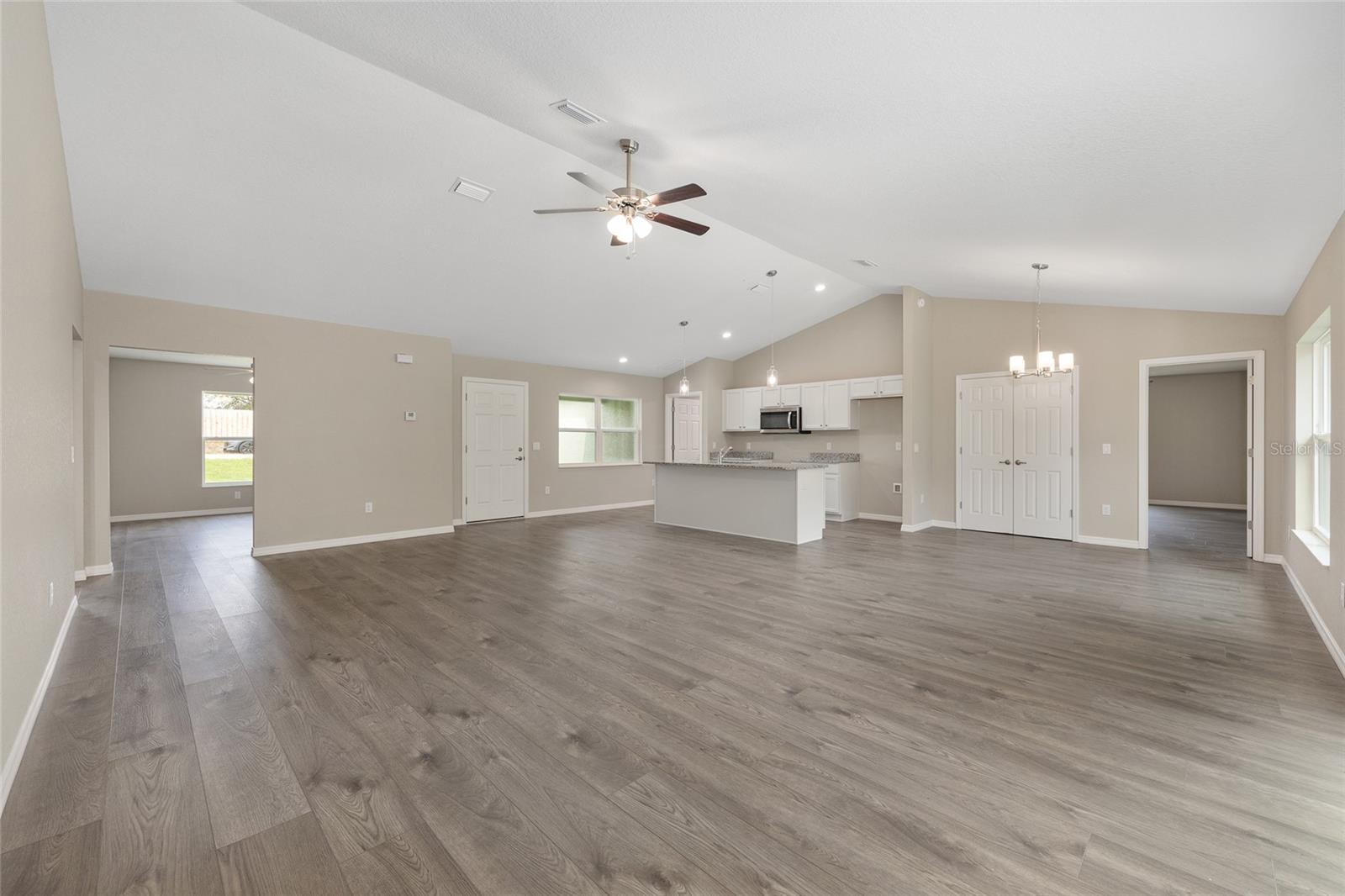 Image 10 of 37 For 3853 Soundview Drive