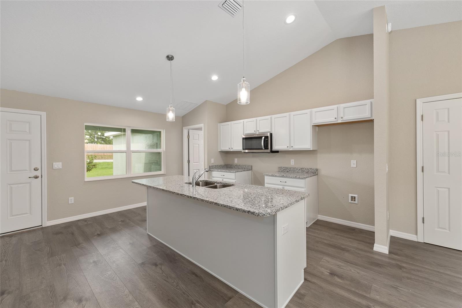 Image 15 of 37 For 3853 Soundview Drive