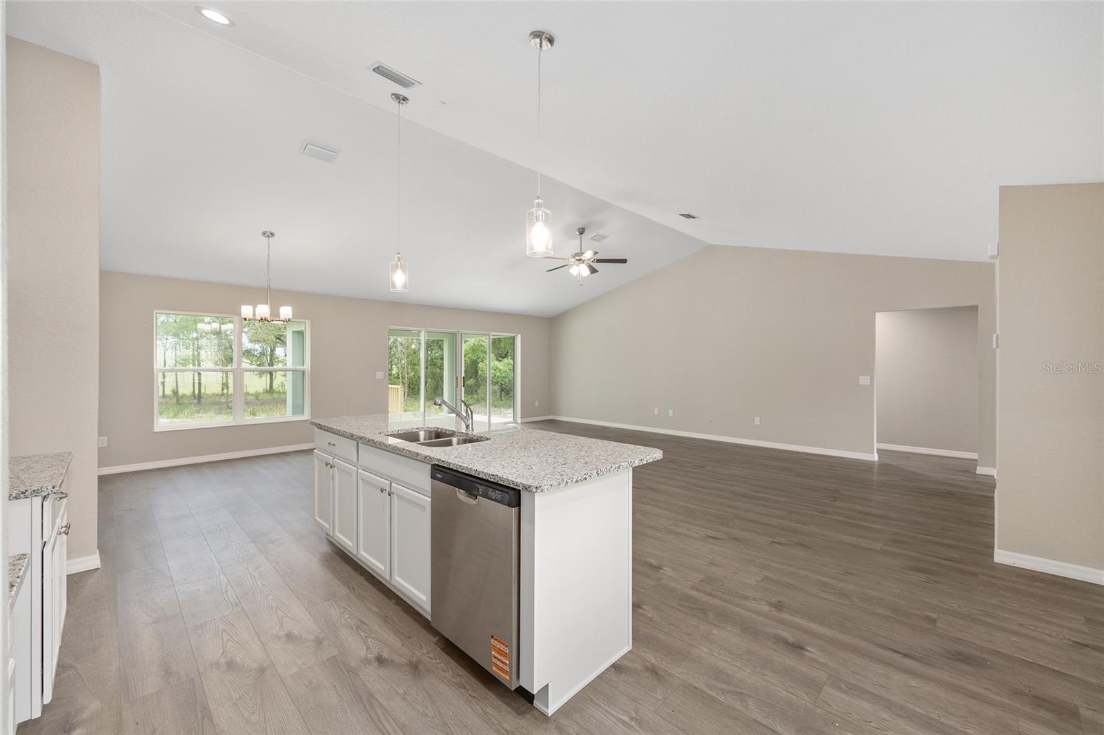 Image 18 of 37 For 3853 Soundview Drive
