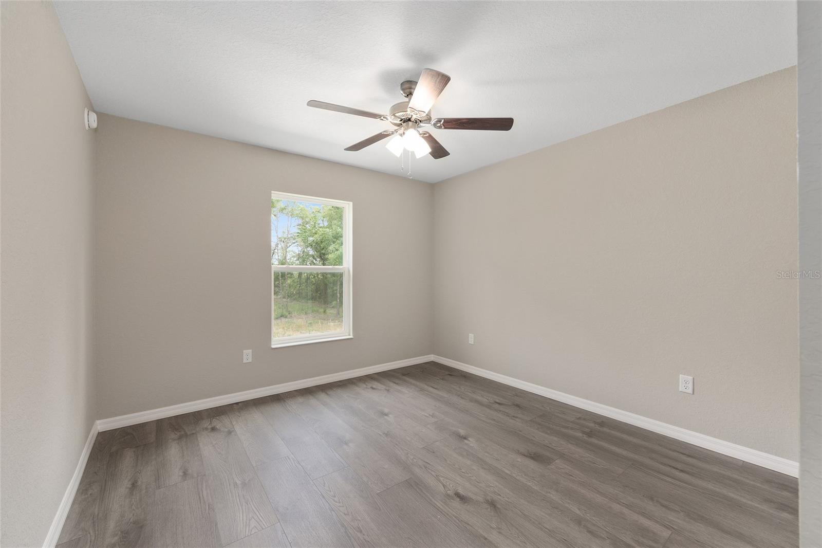 Image 34 of 37 For 3853 Soundview Drive
