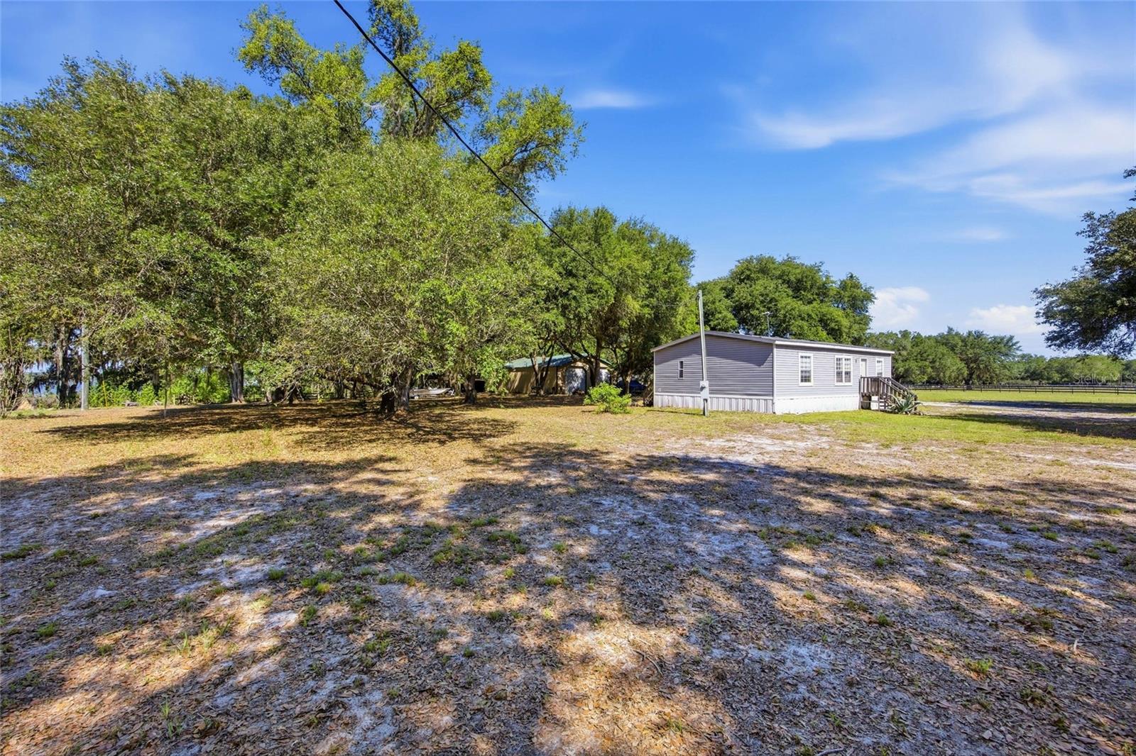 Image 15 of 52 For 3980 183rd Avenue Road