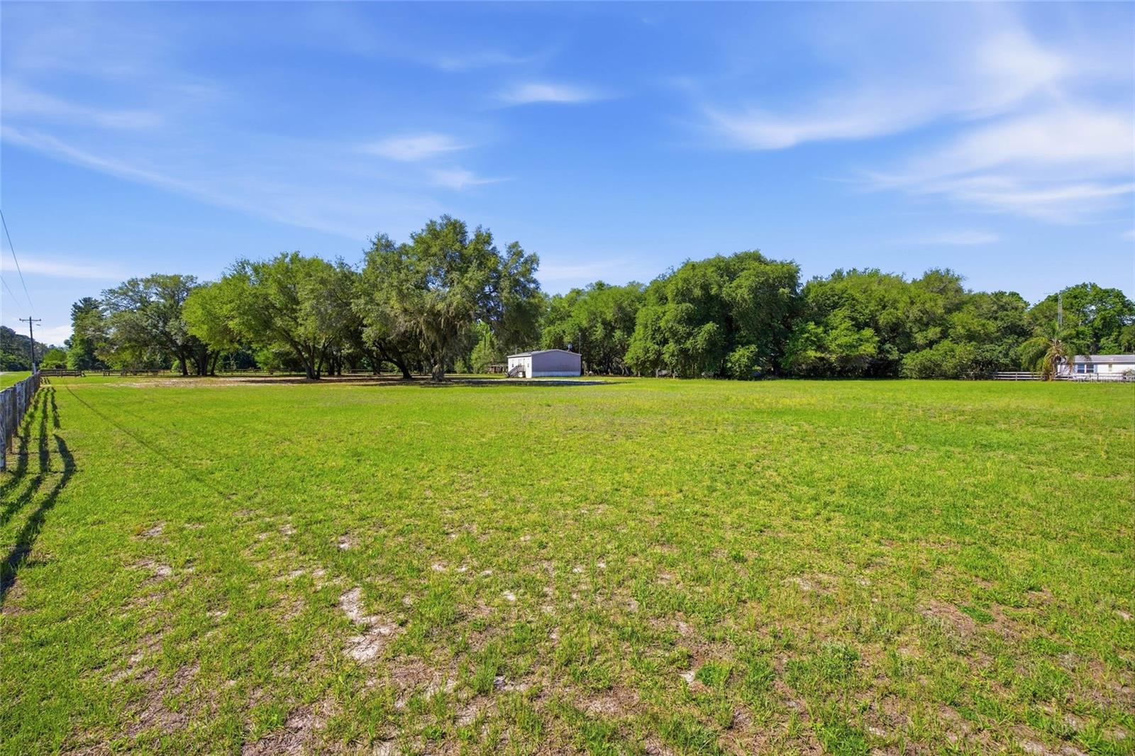 Image 8 of 52 For 3980 183rd Avenue Road
