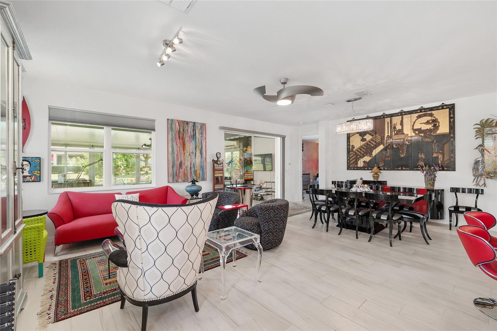 Image 12 of 63 For 9814 92nd Street