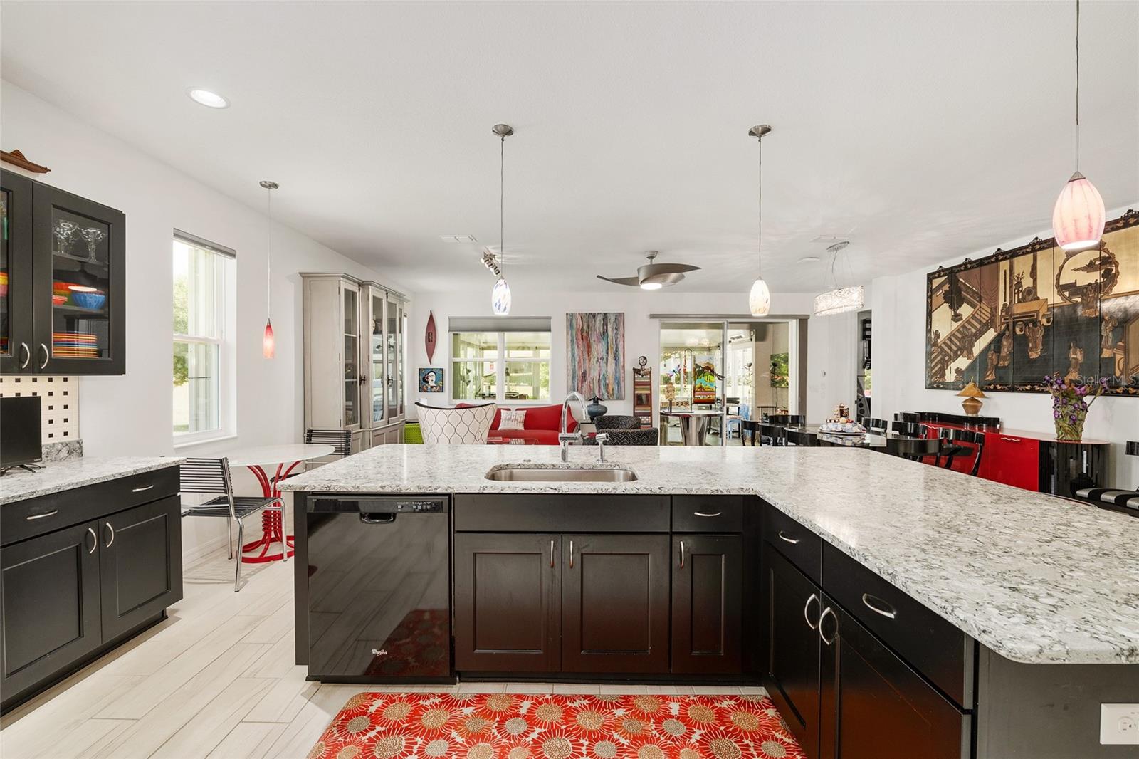 Image 27 of 63 For 9814 92nd Street