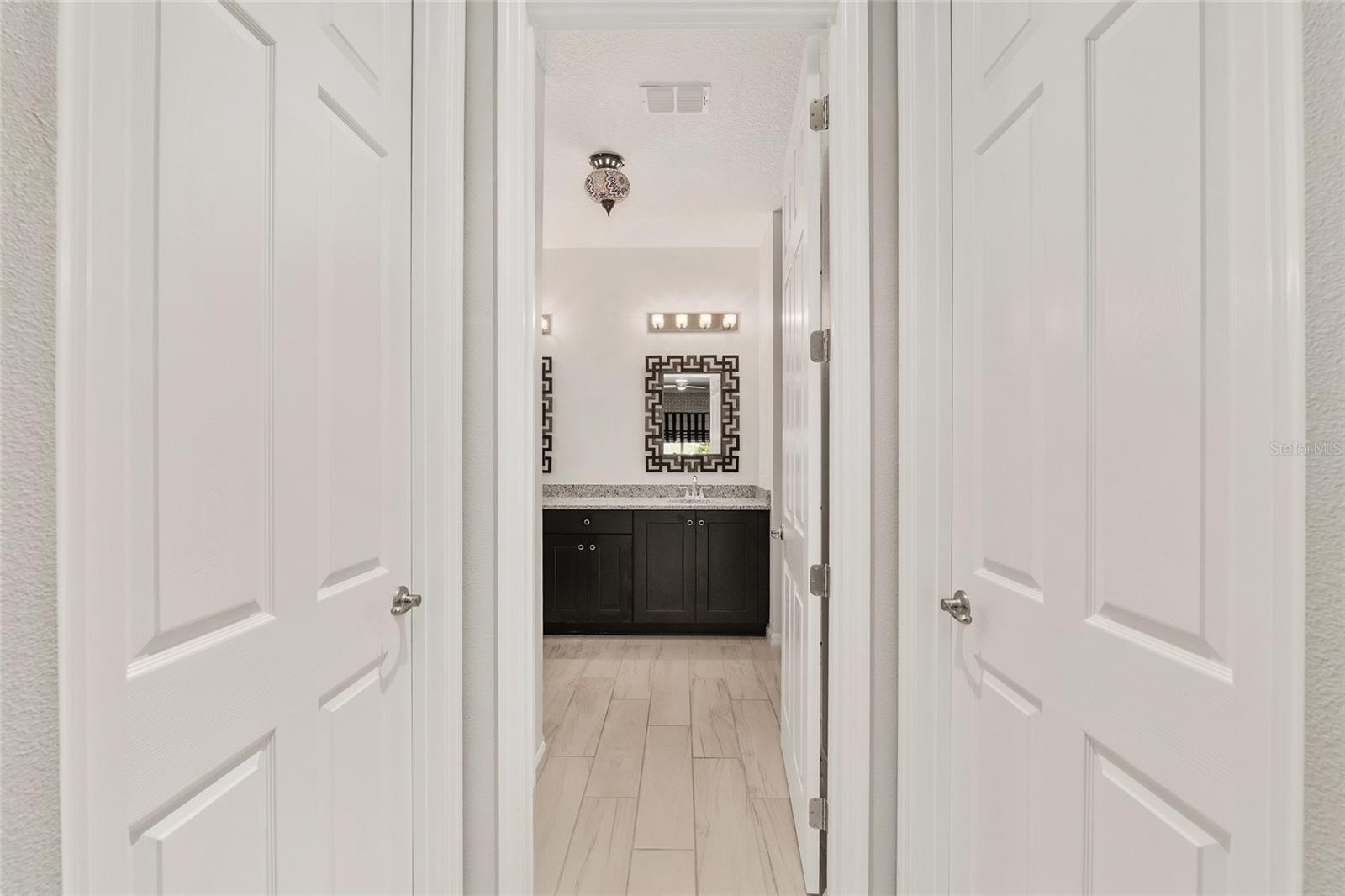Image 34 of 63 For 9814 92nd Street