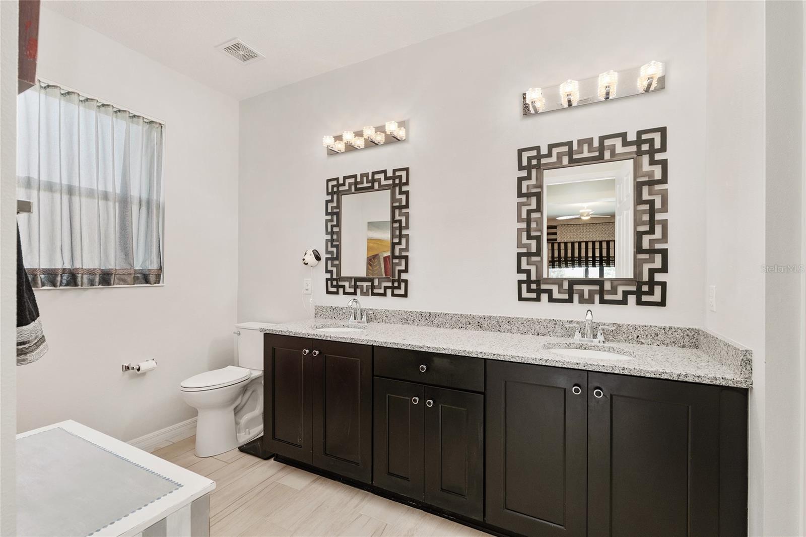 Image 35 of 63 For 9814 92nd Street