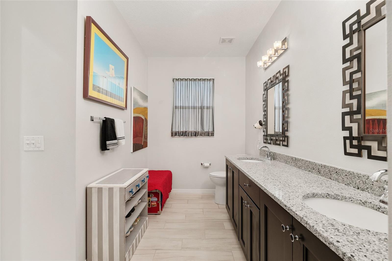 Image 36 of 63 For 9814 92nd Street