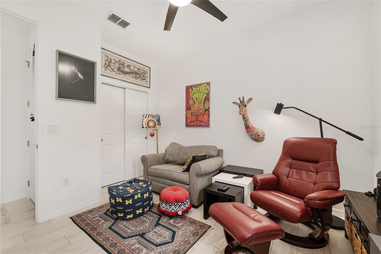 Image 43 of 63 For 9814 92nd Street