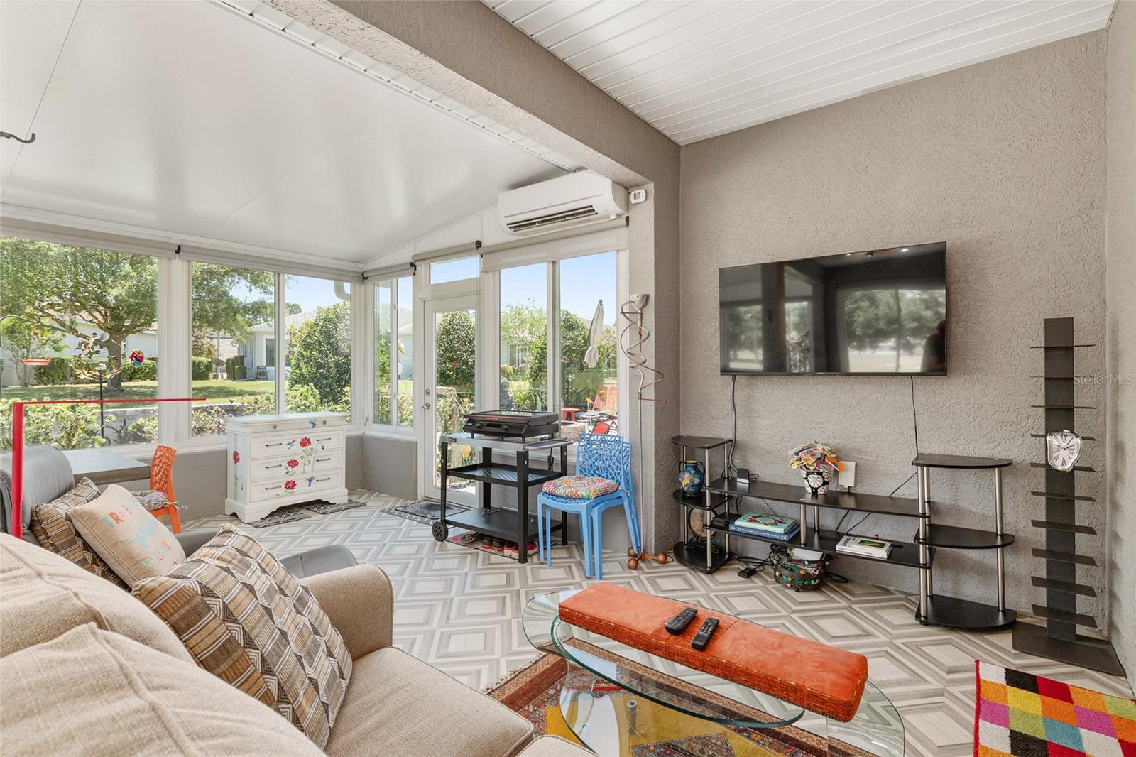 Image 47 of 63 For 9814 92nd Street