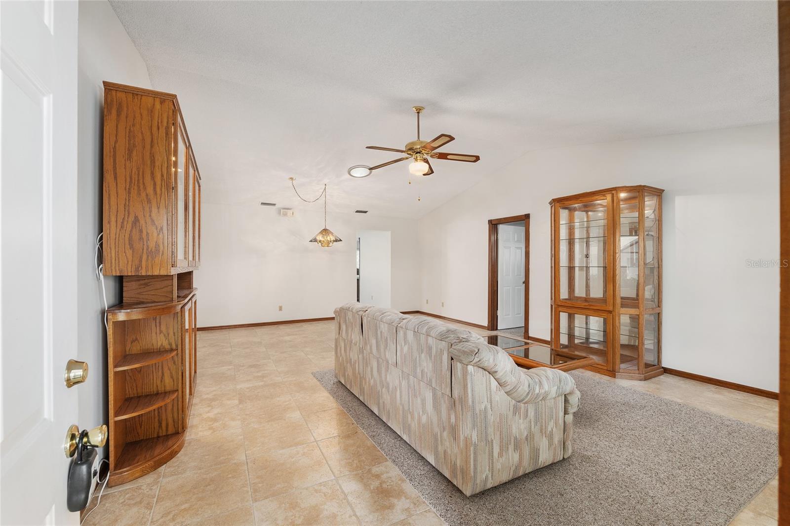 Image 11 of 52 For 8560 93rd Lane G
