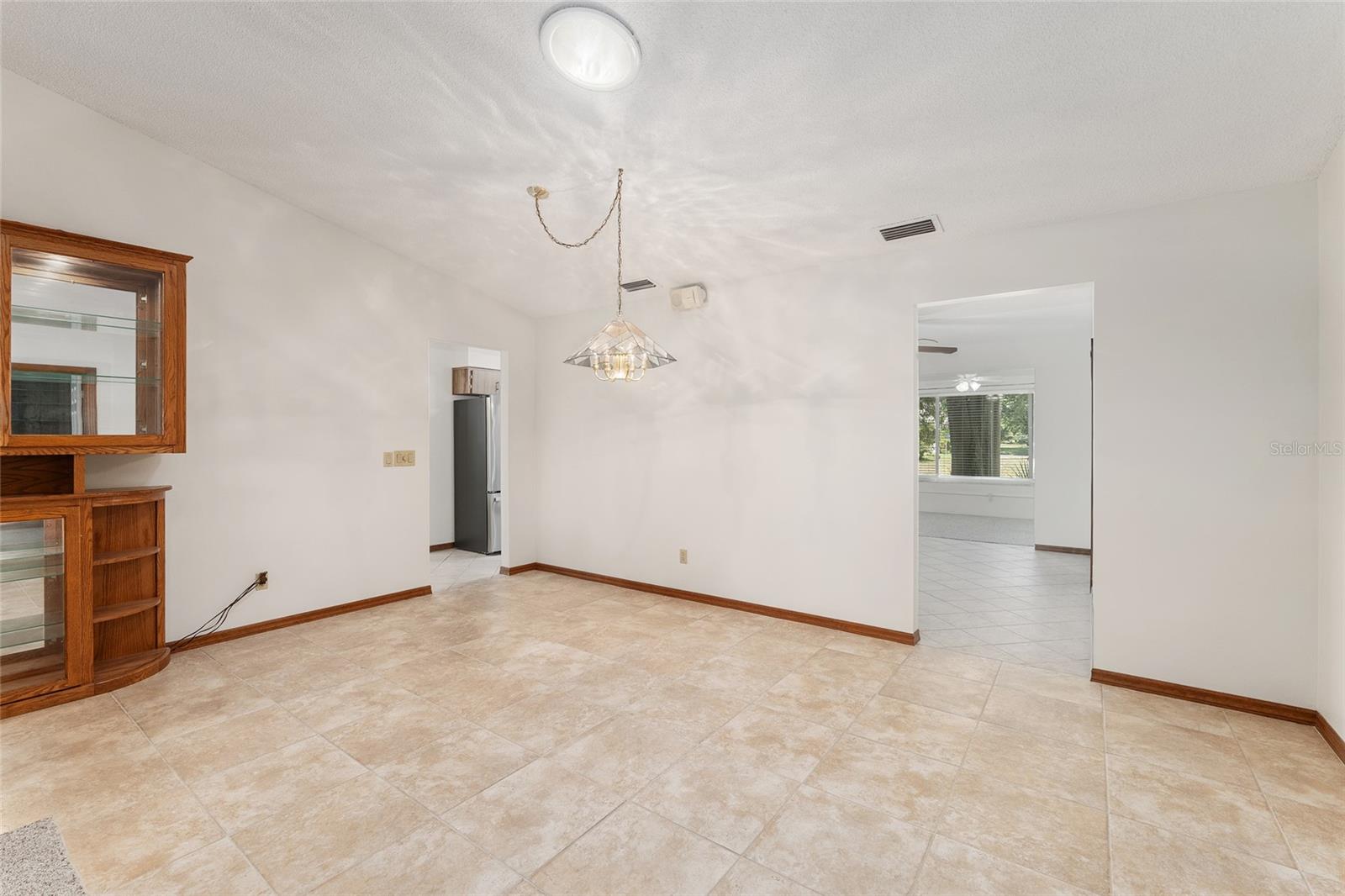 Image 18 of 52 For 8560 93rd Lane G